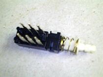 A six-legged self-locking switch keys