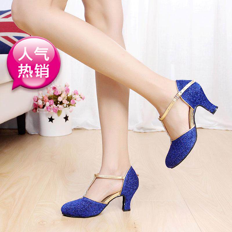 Hot selling Latin dance shoes autumn winter new four-color ladies Latin dance shoes female style heel dance shoes square dance shoes soft bottom
