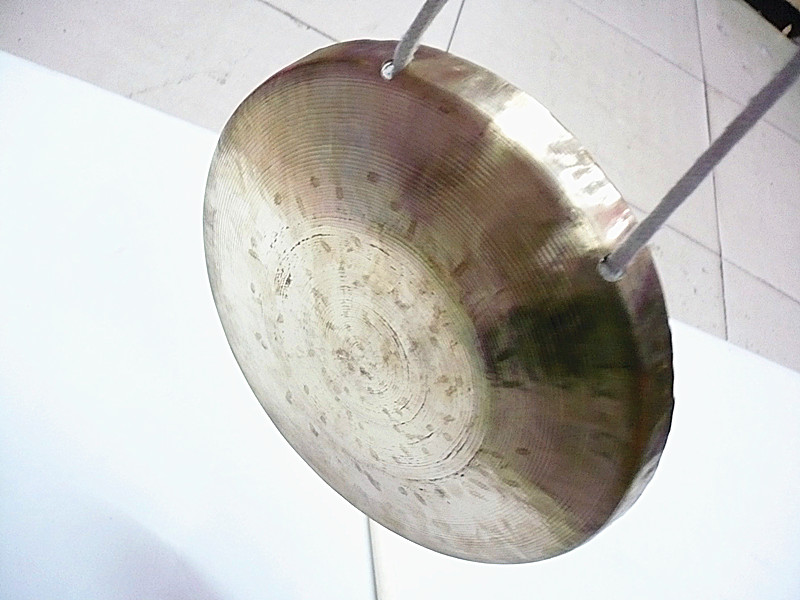  22 cm mid-tone gong and gong, gong and gong early warning gong three and a half performances