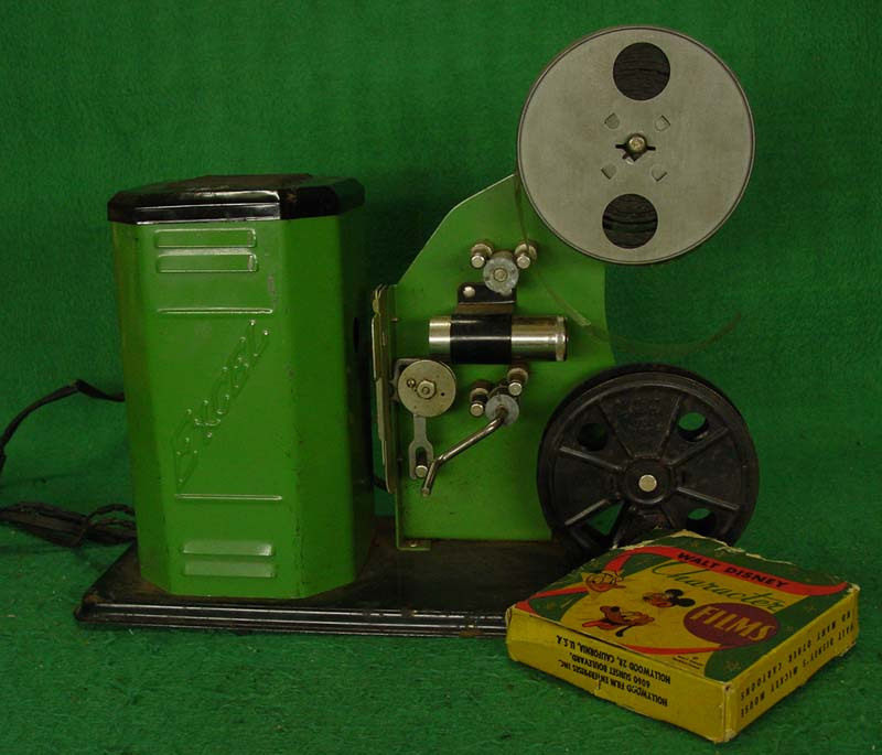 Hand-powered electric dual-use Excel 16MM projector
