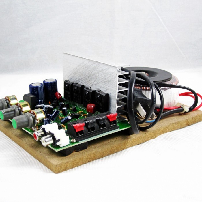 High power ring cow four - tube amplifier 220V amplifier fan speaker audio computer power amplifier excellent quality