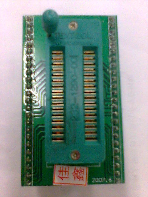 New IC test seat adapter burn write seat conversion seat lock seat SDIP32 to DIP32 SA653