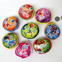 Day single kindergarten childrens game small sandbags to keep fit and throw sandbags and shuttlecocks 3 pieces at a discounted price of 5 yuan