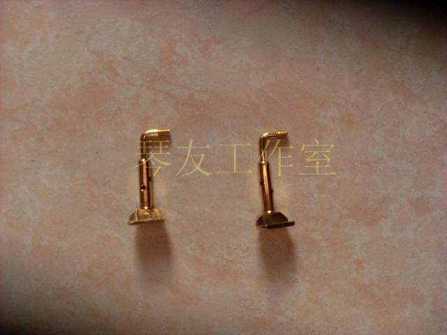Upscale violin Cheek Screws (Golden) Violin Two-style Cheeks Screws all kinds of specs.