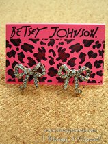 American designer BJ selected sweet diamond-set bow stud earrings 2