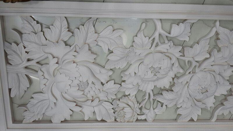 Solid wood carved density board carved carved pendant features wood carved screen door can be customized