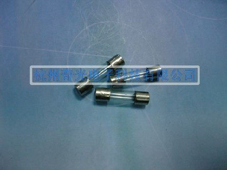 Factory direct sale cylindrical fuse 5A (ampere) volume 30MM*6MM a box of 100