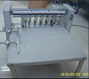 A4 self-adhesive cutting machine 400 self-adhesive rolling cutting machine electric creasing machine dotted line machine cutting machine