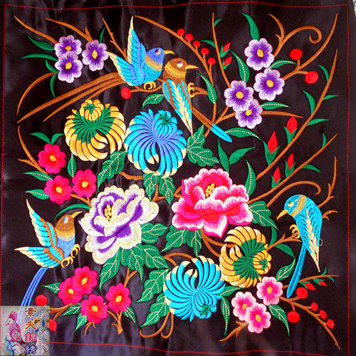 Machine embroidery piece Yunnan ethnic characteristics embroidery embroidery national characteristics embroidery embroidery embroidery chrysanthemum bird