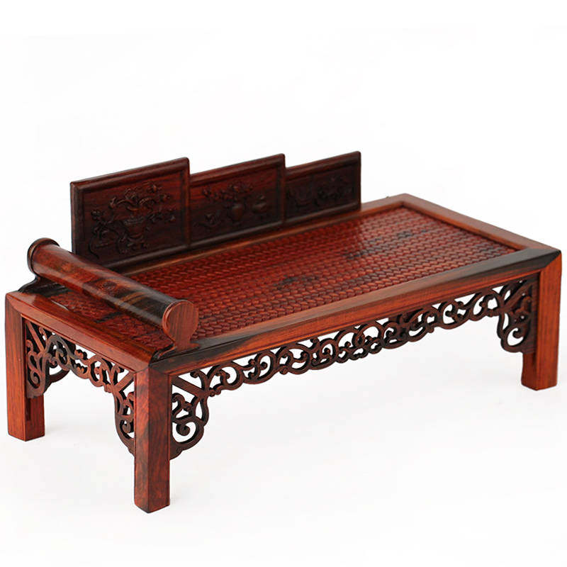 ľʯ��Լ��ľ��ڼ�����֦����2014050902