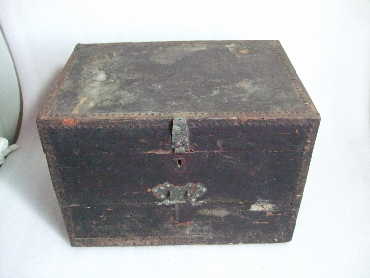 Early Wood Box Small Cashbox of the Republic of China in the early Republic of the Republic The collection or making of props shop window display