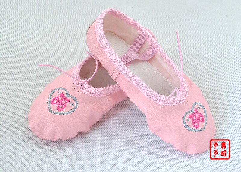 Imitation leather PU children dance shoes girls Soft bottom ballet shoes Shoes Cat Paw Shoes Soft Bottom Dance Shoes