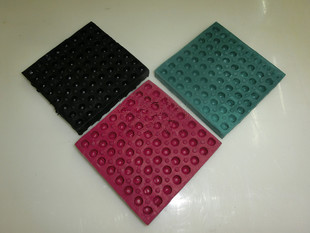 Black rubber block punching cushion shock-proof cushion cushion cushion oil resistant anti-shock block 120 * 120 * 20 mm