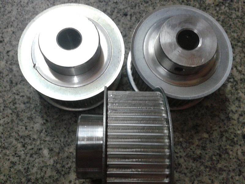 Industrial belt pulley synchronous wheel 8M 42 tooth pitch 8MM double sideband step aluminum can be customized