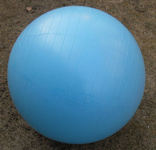 Special price sale 65CM yoga ball fitness ball as long as 20 yuan to send air pump