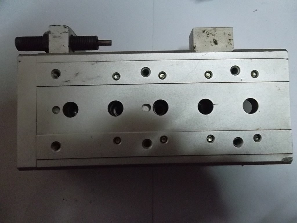 SMC PNEUMATIC SLIPWAY MXQ25-100