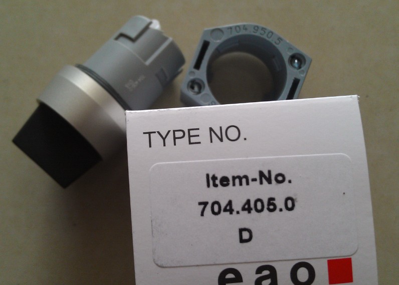EAO reset switch 704405 0900 3
