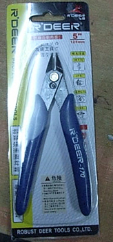 Special pliers spot for homegrown models