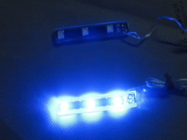 Locomotive modified locomotive flashing lights blue flashing lights left and right flashing personalized decorative lights