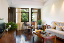 Putuo Mountain Travel Accommodation Putuo Mountain Radisson Manor Hotel: Leisure Suites