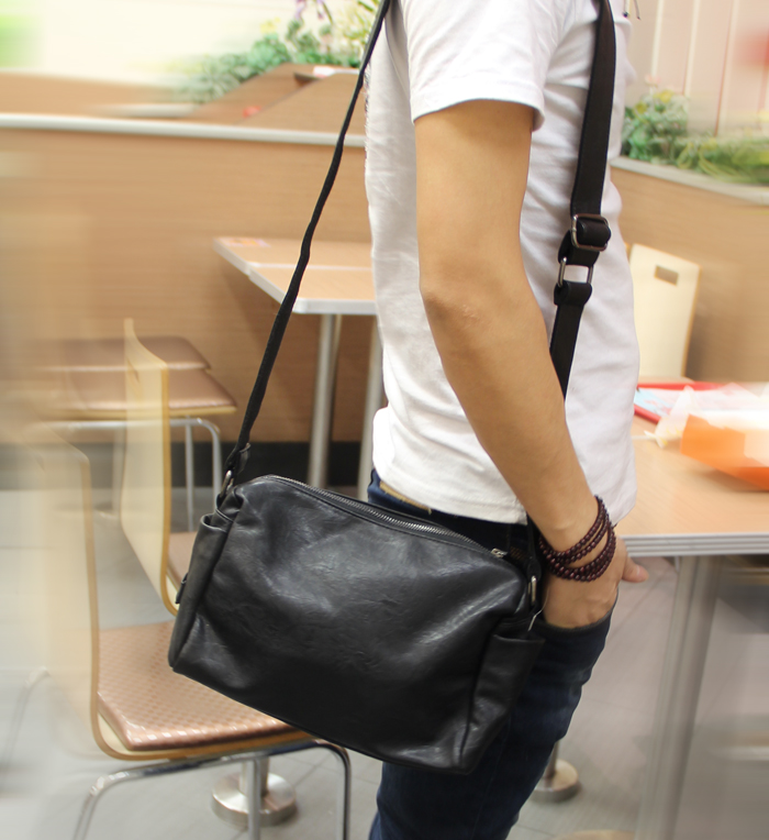 Hong Kong Genuine Leather Men's Small Leather Bag Mini Small Backpack Casual Men's Bag Soft Leather Small Bag One Shoulder Diagonal Bag