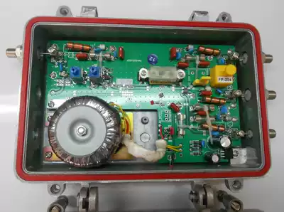 Trunk amplifier cable TV digital TV 860MHz 60V bending board 10 sets of logistics direct sales