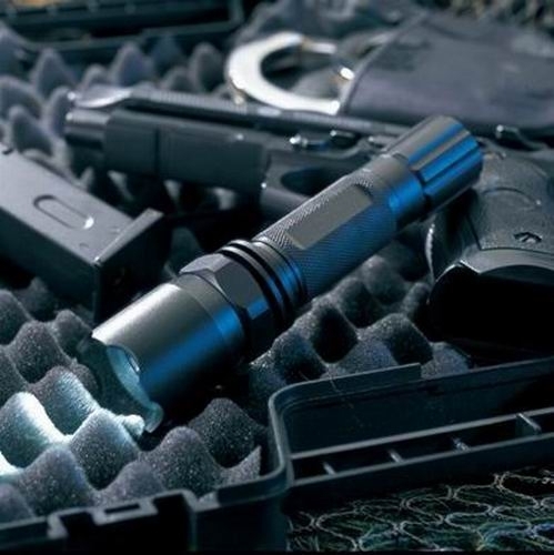 Blog SLT-P015 US 3W 1 Gear with Cr123 Battery LED Flashlight