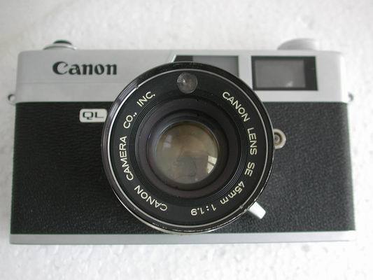 Cheaper to come out of a Japanese Canon Canonet QL19 sideshaft flawless 