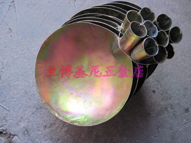 Water-in-water bailer mixed with cool and mixed pasta mixed with cool dishes ladylike and ladylike scoop, ladylike ladle of iron ladylike ladle