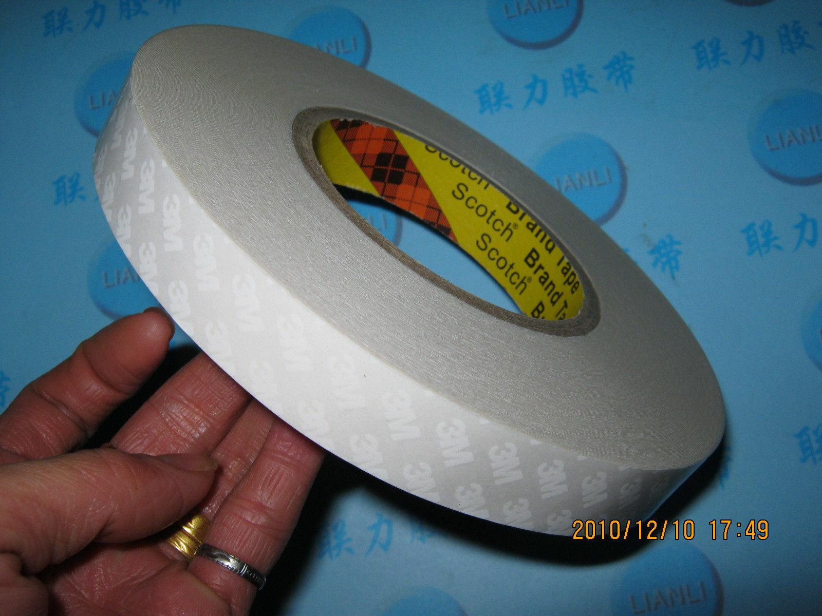 Original U.S. import 3M white double-sided adhesive 3M high temperature double-sided adhesive 2 2CM 50M