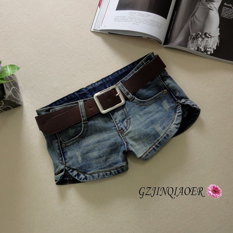 New Style Denim Shorts for Women, Summer Korean Version Trendy Hot Pants, Slimming Low-Waist Ultra-Short Pants, High-Quality Stretchy Sexy Pants with Slit at the Hem New Style Denim Shorts for Women, Summer Korean Version Trendy Hot Pants, Slimming Low-Waist Ultra-Short Pants, High-Quality Stretchy Sexy Pants with Slit at the Hem
