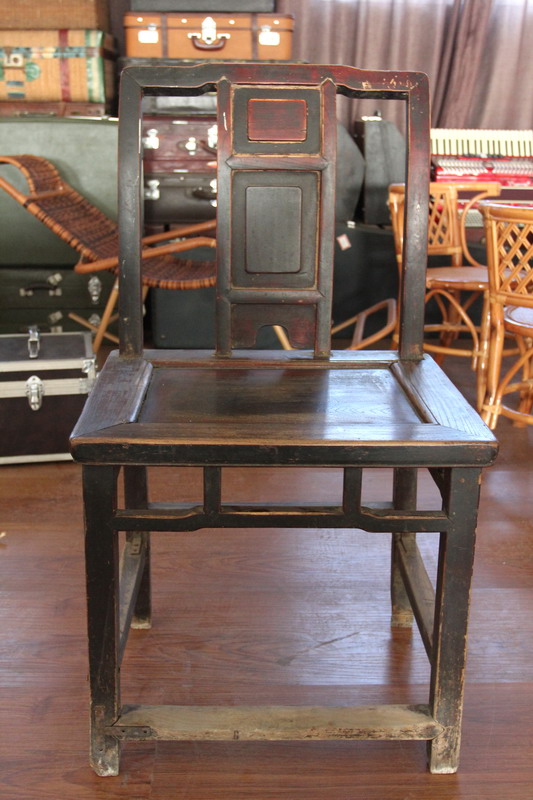 Old chair (film and television props rental 100 yuan per day)
