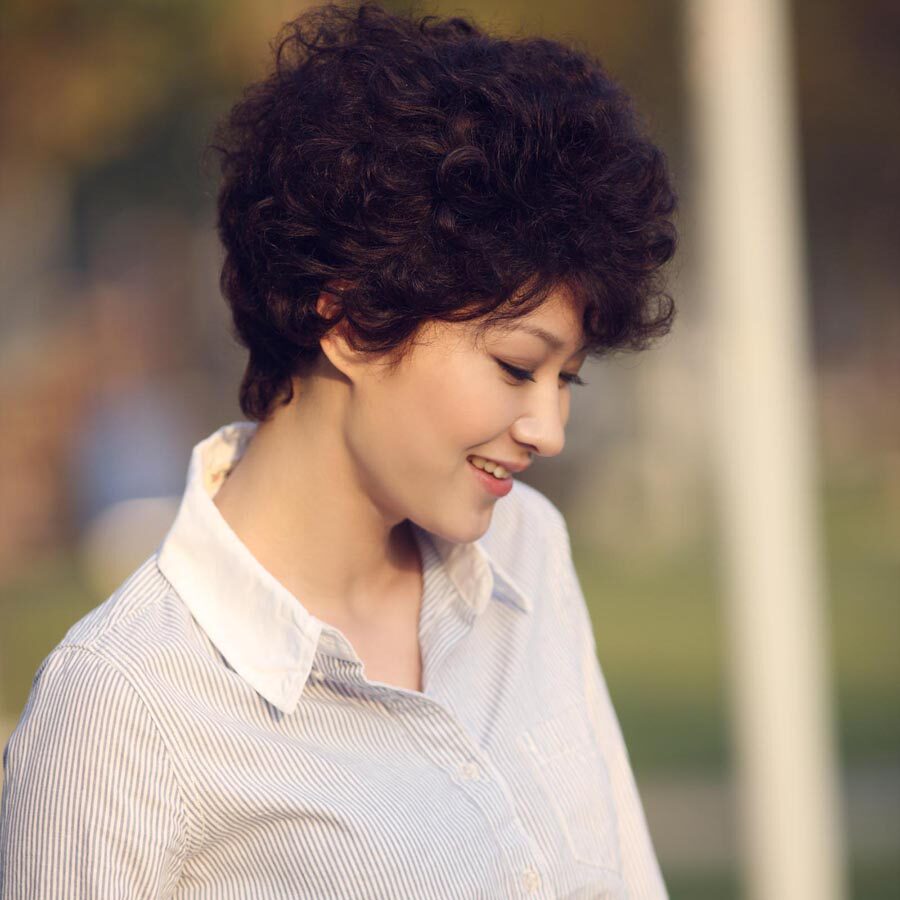 利达真发假发女 短发 短卷发真人发丝假发 妈妈假发 中老年假发套