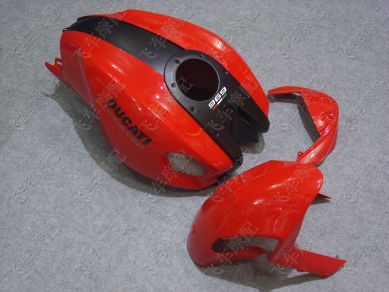 DUCATI Ducati 796 M1100 696 795 full set of shell fairing spot