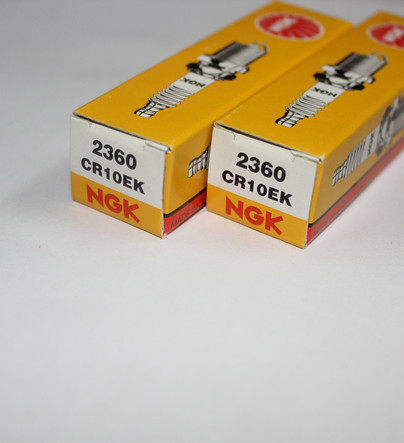 NGK Spark plug CR10EK CR9E CR9EK R6 R750R Kawasaki ZRX1200 Yacht