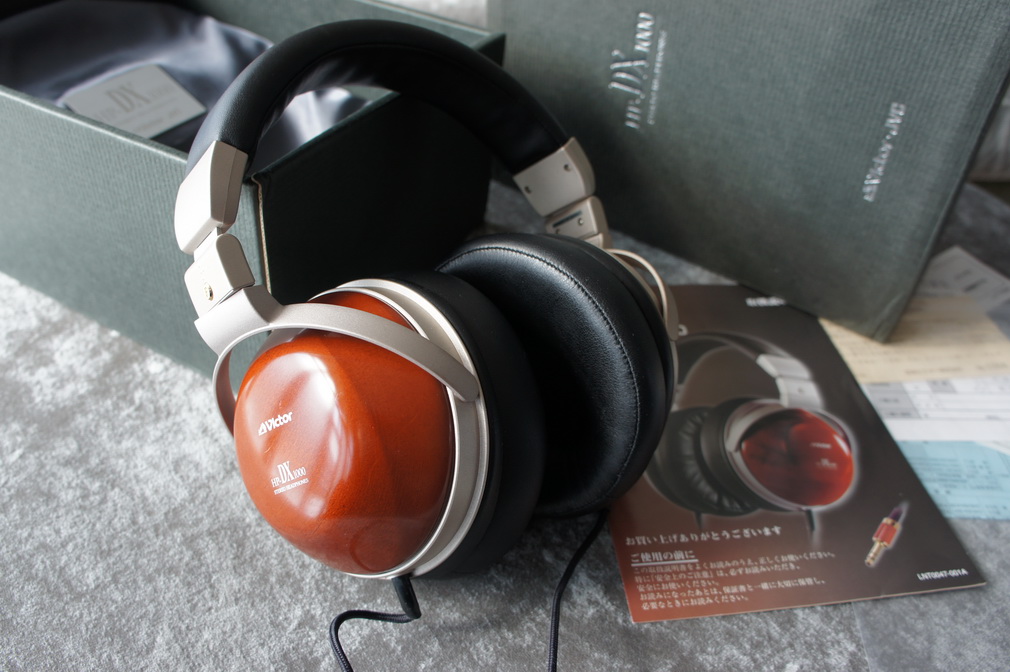 The treasure of the town store JVC Jieweishi HP-DX1000 (associated with D7000 W5000 exhibits)