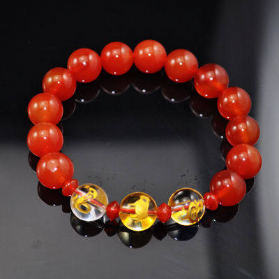 修明堂生肖蛇鸡牛人2016猴年开运红玛瑙三合贵人手链 巳酉丑 女款