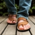 Mùa hè mới da nam dép Hàn Quốc giày da mát mẻ ngón chân da rỗng giày dép nam đi biển dép và dép giày nam cao cấp Sandal