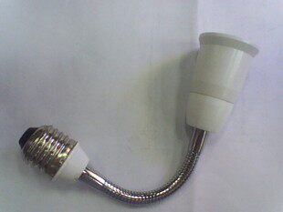 The lengthened seat of the 220V connector can bend the seat of the lengthened E27 socket