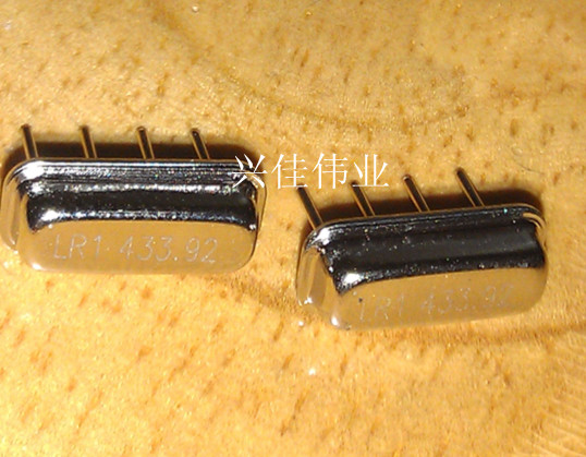 New 433 92MHZ 433 92M 433MHZ crystal vibration filter Sound Watch crystal crystal four - foot bar