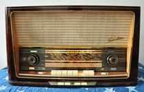 SABA Meyers Fort Automatic Tuning 9 Luxury Tube Radio Vintage Radio