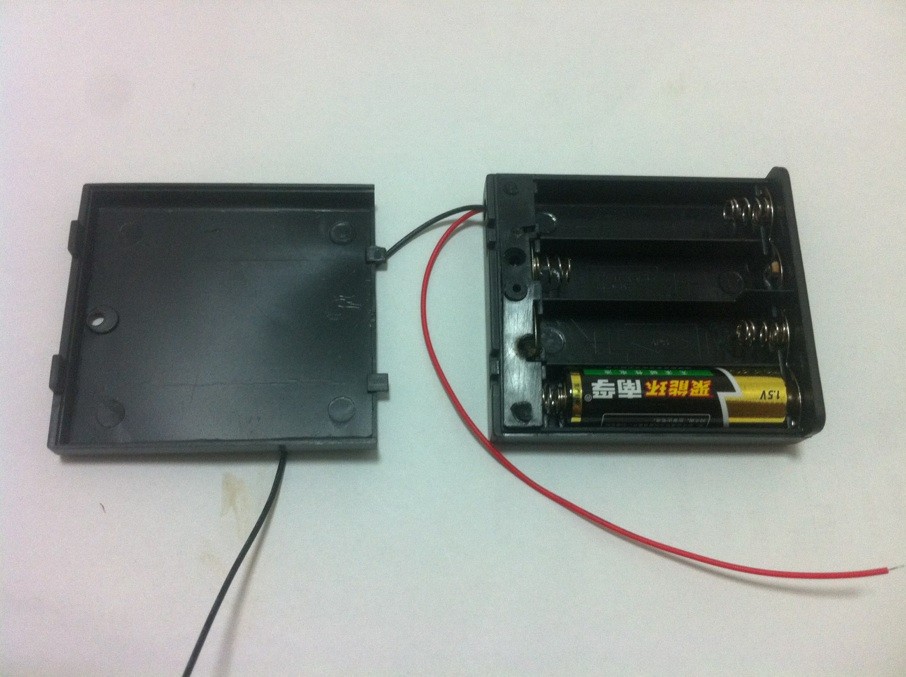 Battery box 4 section 5 14500 AA 6V with cover switch four series linked line SBH341-1AS