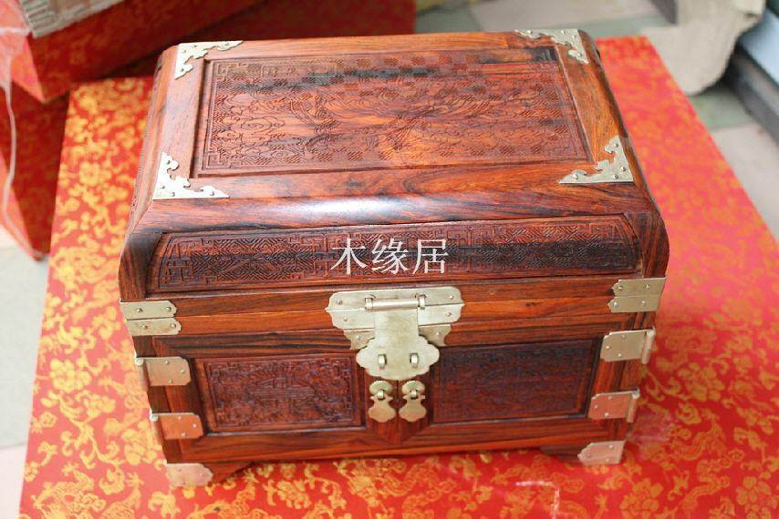 Lao Grand Red Acid Branch Eight Treasure Chest of Jewelry Box Chang'e Moon Red Wood First Decorated Box