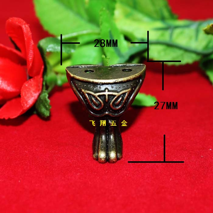 28 * 27MM antique small beasts underfoot gift box wood case decorative foot zinc alloy small foot quadrilateral corner guard corner code