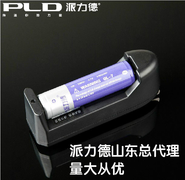 Special Price Promoted Mighty Force D Universal Charger Flashlight Accessories Mobile Charging battery Universal Charging