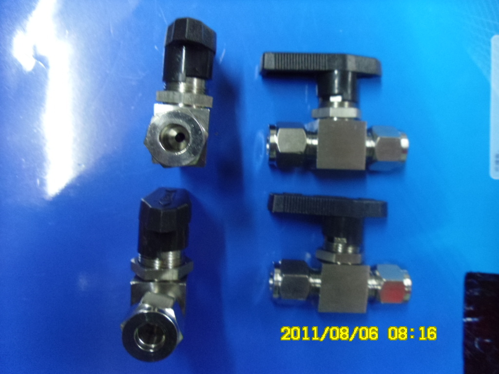 Factory direct sales of high quality 304 stainless steel card set ball valve Imitation of the United States ball valve 304-6 spot