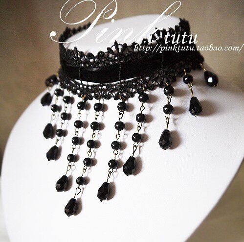 Original European and American Ornament Lace Retro Meritocracy Princess Black Pearl Crystal Streaming Su New Necklace 047