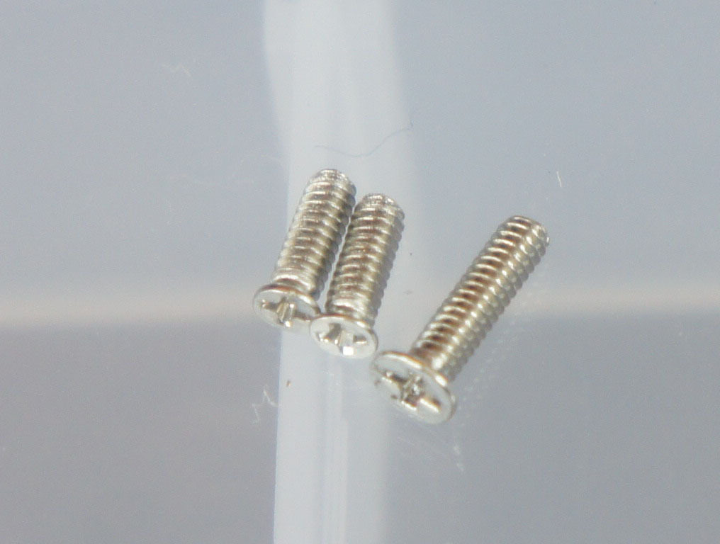 Small - thin - head hardened screw M1 7 steel for lens to be used for lens