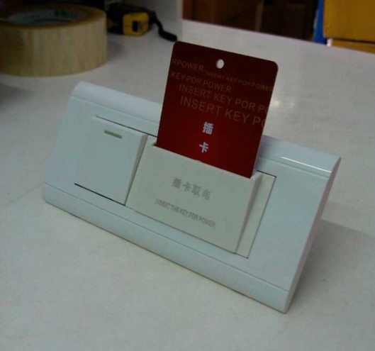 118 ARBITRARY CARD 30A FETCH ELECTRIC SWITCH 118 MID-BOX THREE PANEL 30A CARD FOR ELECTRIC OPENING DOUBLE CUT