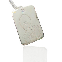 Emotional private carved photo necklace engraved head portrait brand special gift portrait photo necklace customized